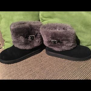 UGGS Authentic 💯